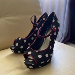 Madden Girl “Lyons” heels